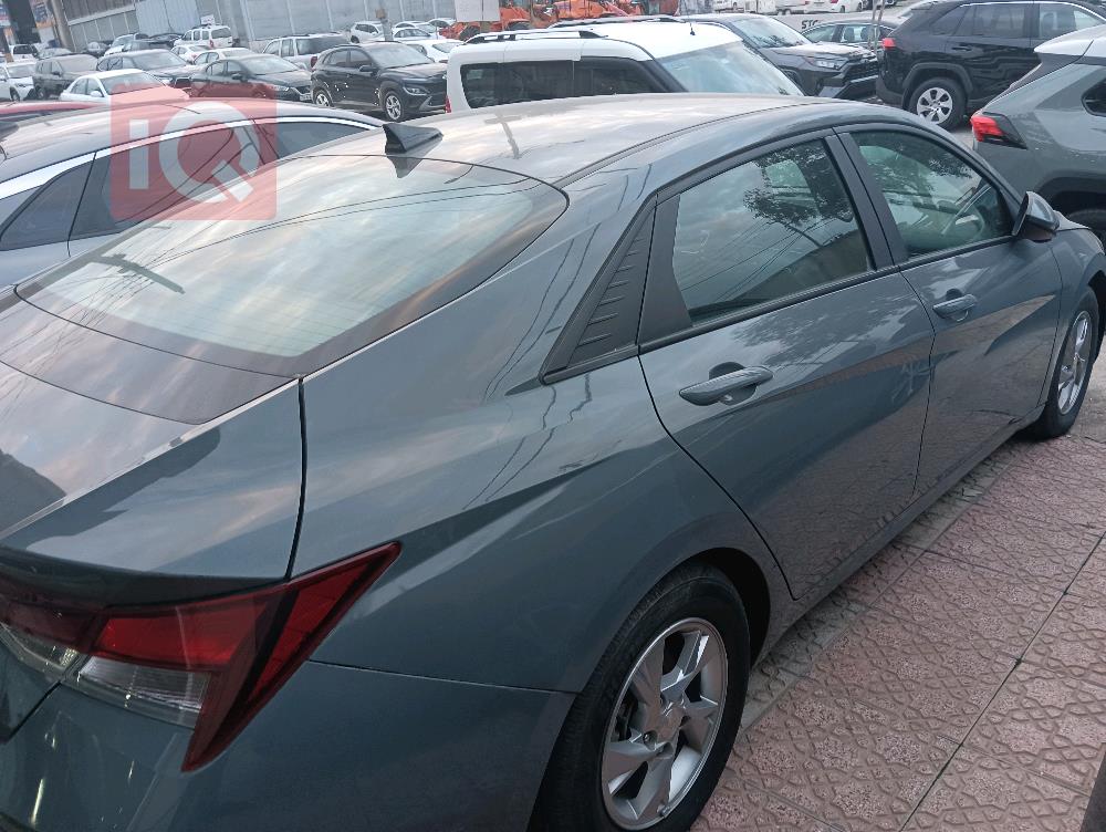 هیوندای ئەلەنترا